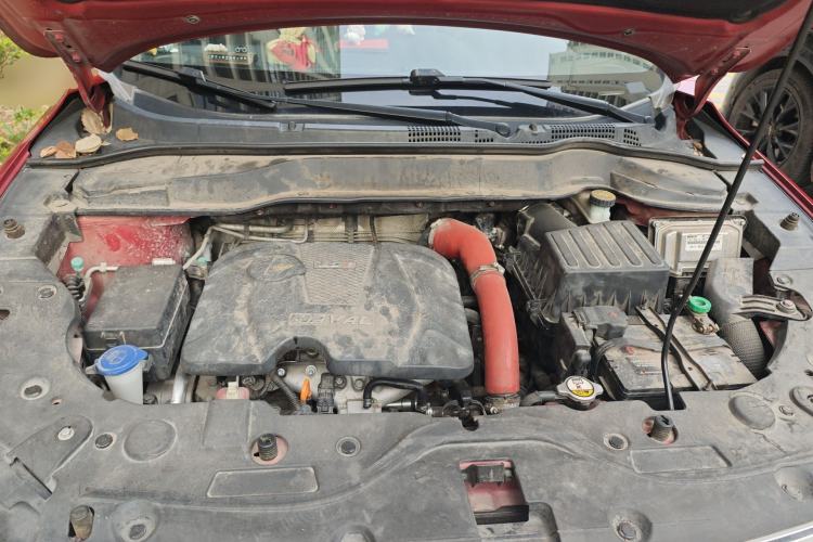 Used Haval H2 2015 1.5T Automatic Two-Wheel Drive Prestige Edition Engine Bay