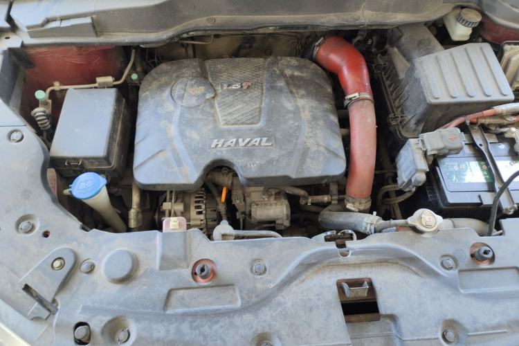 Used Haval H2 2015 1.5T Automatic Two-Wheel Drive Prestige Edition Engine Bay