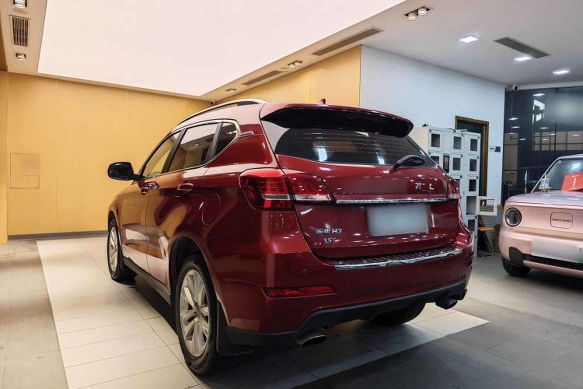 Used Haval H2 2015 1.5T Automatic Two-Wheel Drive Prestige Edition Exterior 5