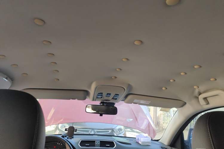 Used Haval H2 2015 1.5T Automatic Two-Wheel Drive Elite Edition Headliner