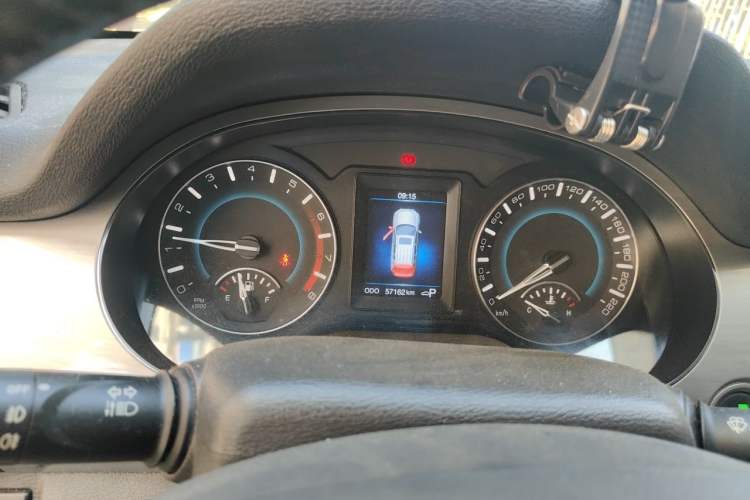 Used Haval H2 2015 1.5T Automatic Two-Wheel Drive Elite Edition Instrument Cluster