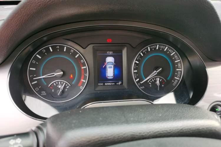 Used Haval H2 2015 1.5T Automatic Two-Wheel Drive Prestige Edition Instrument Cluster
