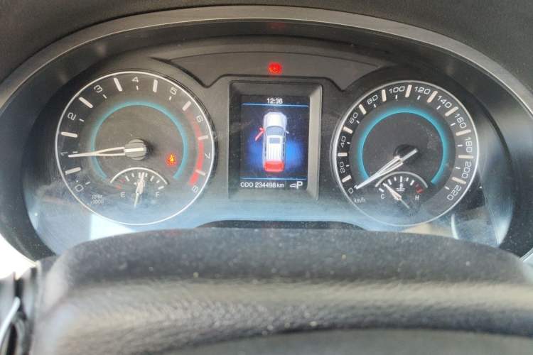 Used Haval H2 2015 1.5T Automatic Two-Wheel Drive Prestige Edition Instrument Cluster