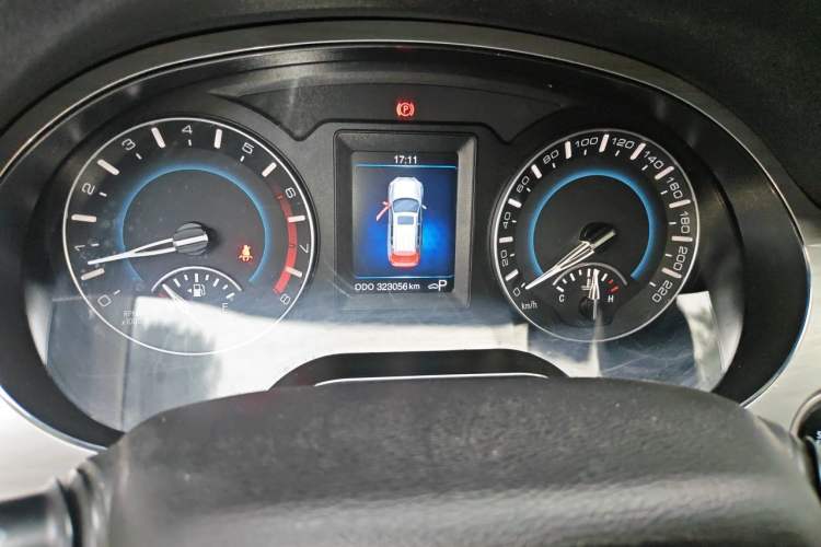 Used Haval H2 2015 1.5T Automatic Two-Wheel Drive Elite Edition Instrument Cluster