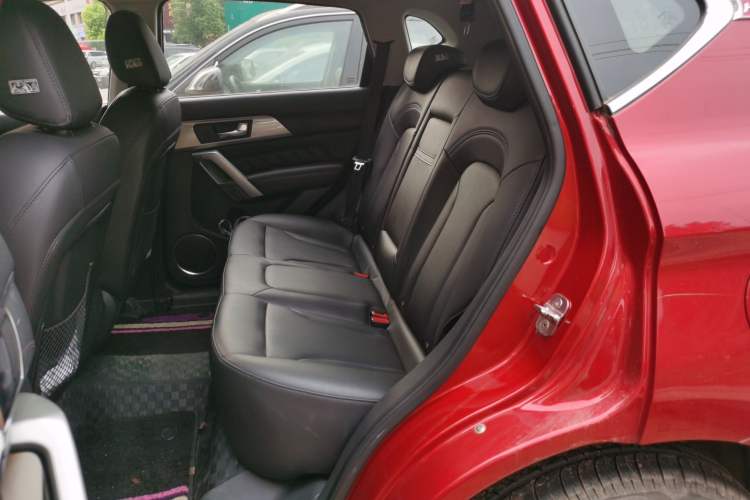 Used Haval H2 2015 1.5T Automatic Two-Wheel Drive Prestige Edition Left Rear Seat