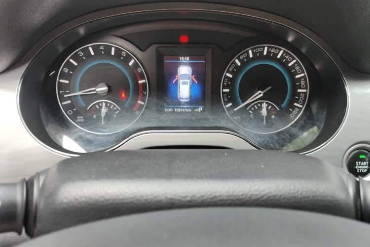 Used Haval H2 2015 1.5T Automatic Two-Wheel Drive Elite Edition Odometer Close Up