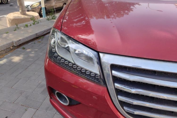 Used Haval H2 2015 1.5T Automatic Two-Wheel Drive Elite Edition Right Front Headlight