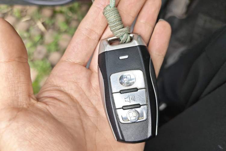 Used Haval H2 2015 1.5T Automatic Two-Wheel Drive Elite Edition Vehicle Key
