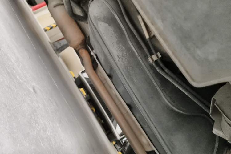 Used Haval H2 2015 1.5T Automatic Two-Wheel Drive Elite Edition Chassis Rear Left