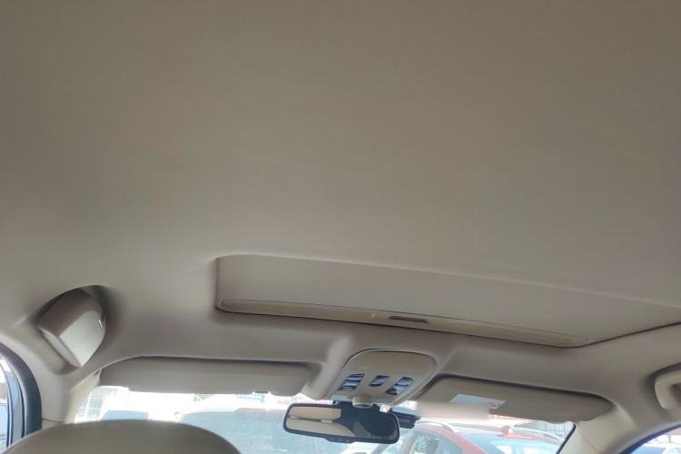Used Haval H2 2015 1.5T Automatic Two-Wheel Drive Prestige Edition Headliner