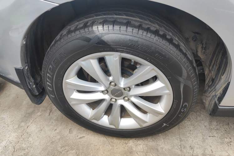 Used Haval H2 2015 1.5T Automatic Two-Wheel Drive Prestige Edition Right Rear Wheel Hub