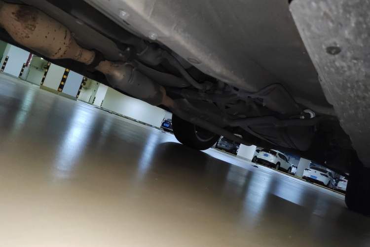 Used Haval H2 2015 1.5T Automatic Two-Wheel Drive Elite Edition Chassis Front Left