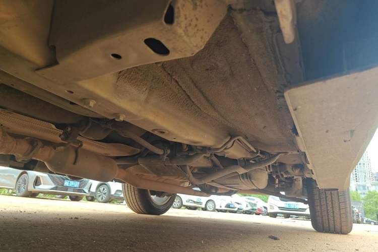 Used Haval H2 2015 1.5T Automatic Two-Wheel Drive Elite Edition Chassis Front Left