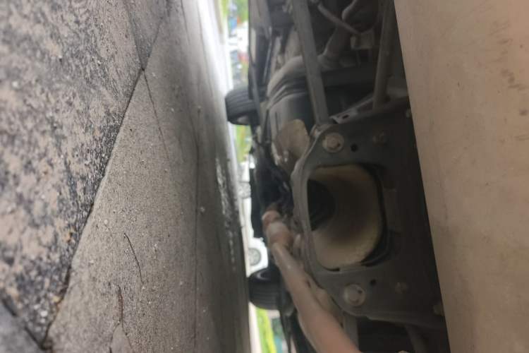 Used Haval H2 2015 1.5T Automatic Two-Wheel Drive Elite Edition Chassis Front Left
