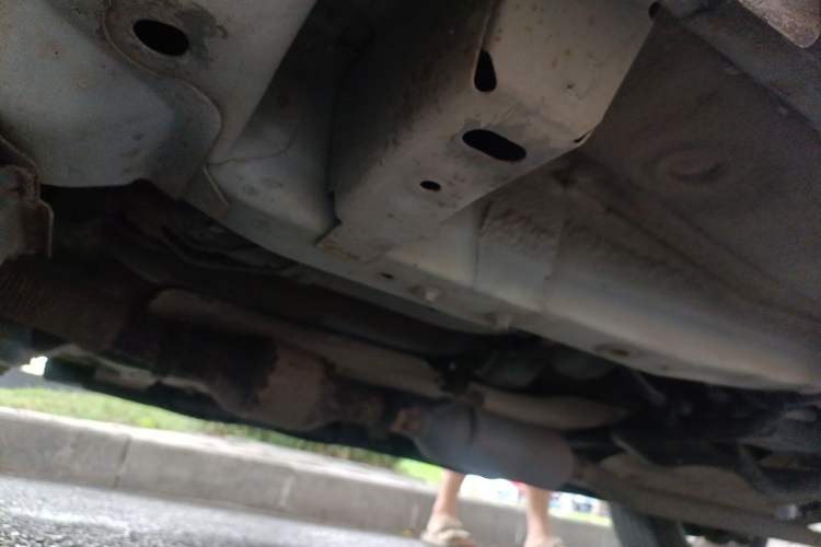 Used Haval H2 2015 1.5T Automatic Two-Wheel Drive Elite Edition Chassis Front Left
