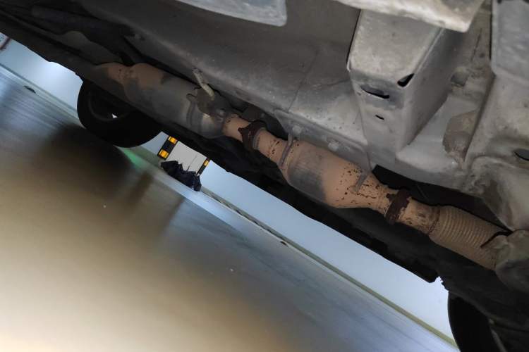 Used Haval H2 2015 1.5T Automatic Two-Wheel Drive Elite Edition Chassis Front Right