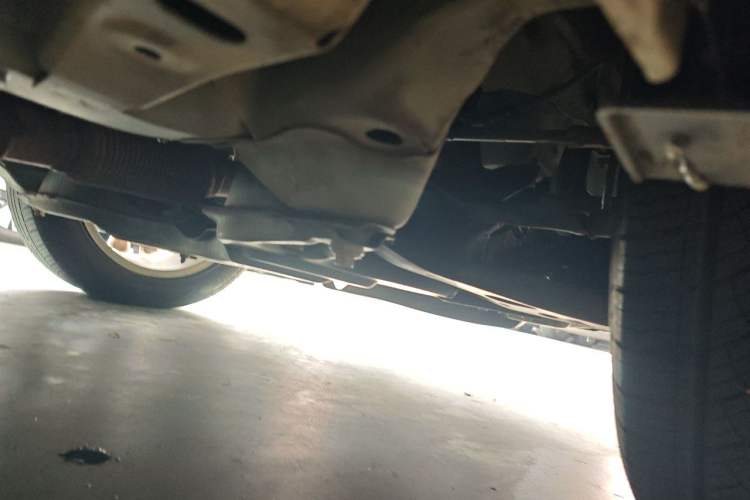 Used Haval H2 2015 1.5T Automatic Two-Wheel Drive Elite Edition Chassis Front Right
