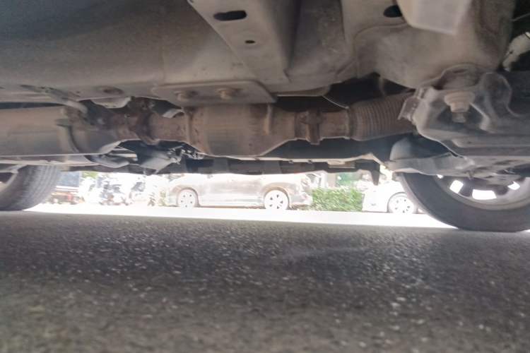 Used Haval H2 2015 1.5T Automatic Two-Wheel Drive Elite Edition Chassis Front Right