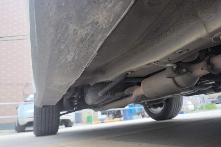 Used Haval H2 2015 1.5T Automatic Two-Wheel Drive Elite Edition Chassis Front Right