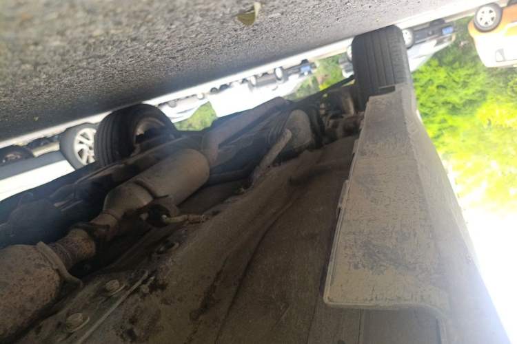Used Haval H2 2015 1.5T Automatic Two-Wheel Drive Elite Edition Chassis Front Right
