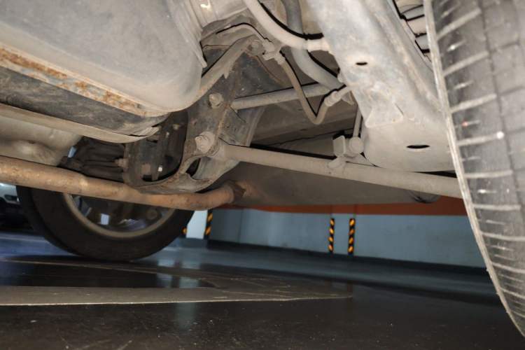 Used Haval H2 2015 1.5T Automatic Two-Wheel Drive Elite Edition Chassis Rear Left