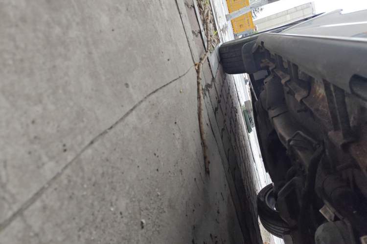 Used Haval H2 2015 1.5T Automatic Two-Wheel Drive Prestige Edition Chassis Rear Left
