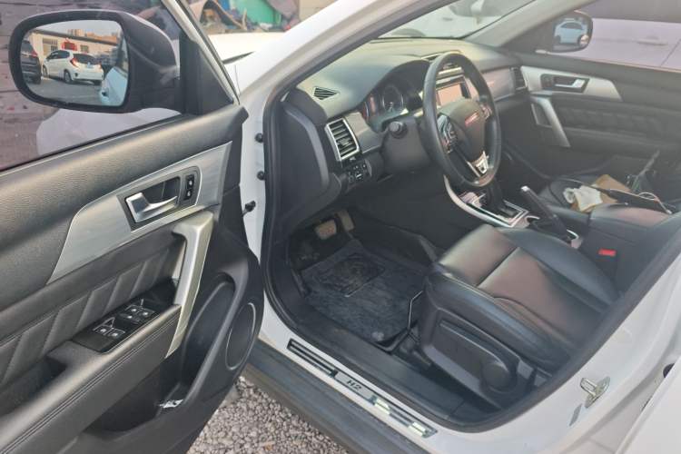 Used Haval H2 2015 1.5T Automatic Two-Wheel Drive Elite Edition Driver Seat