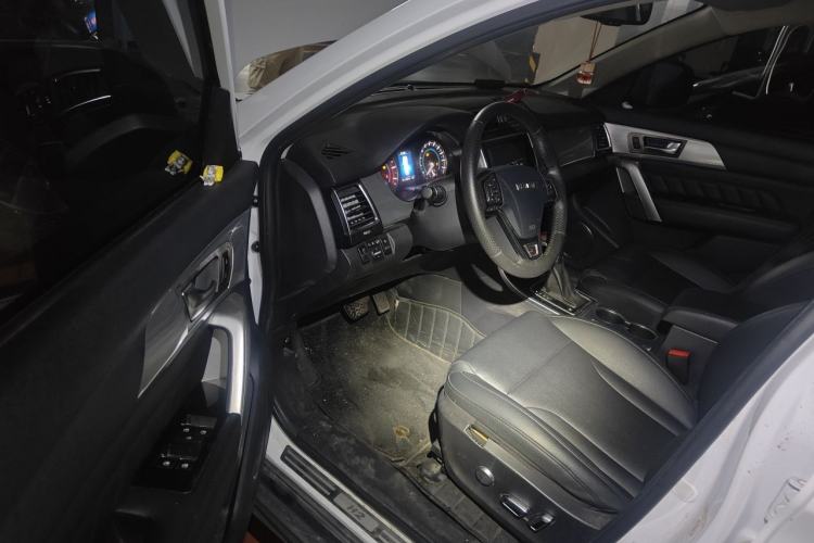 Used Haval H2 2015 1.5T Automatic Two-Wheel Drive Prestige Edition Driver Seat