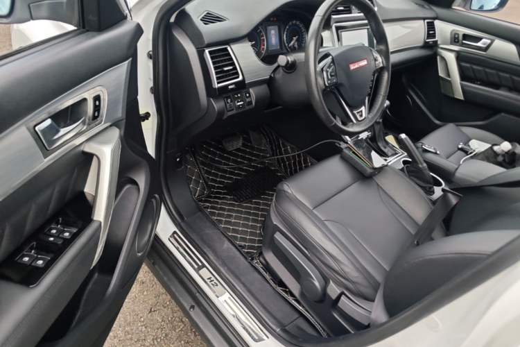 Used Haval H2 2015 1.5T Automatic Two-Wheel Drive Elite Edition Driver Seat