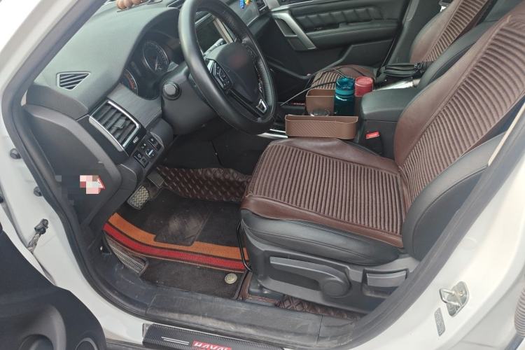 Used Haval H2 2015 1.5T Automatic Two-Wheel Drive Elite Edition Driver Seat