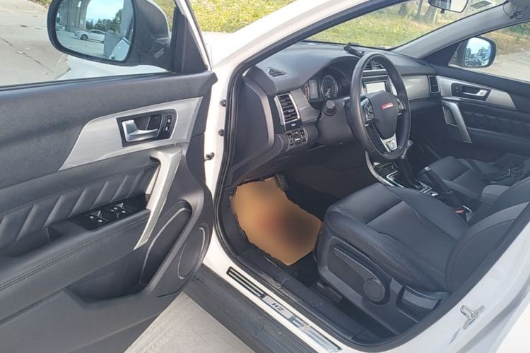 Used Haval H2 2015 1.5T Automatic Two-Wheel Drive Elite Edition Driver Seat