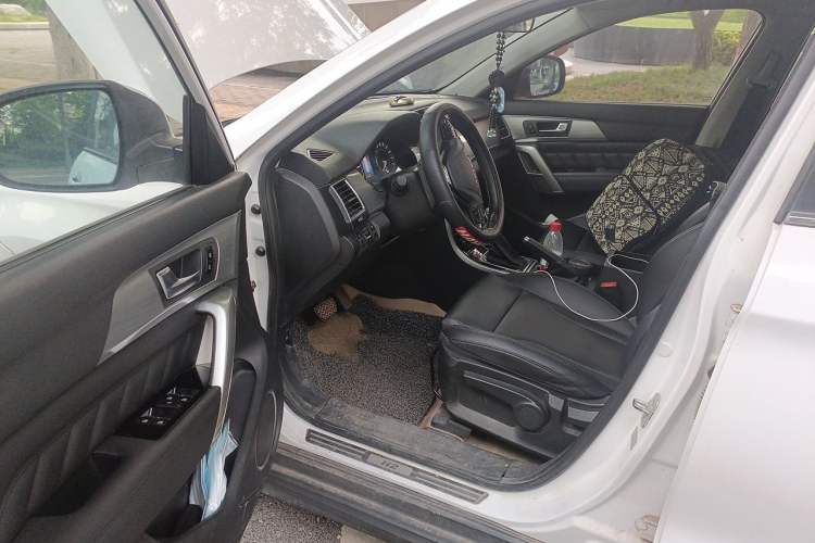 Used Haval H2 2015 1.5T Automatic Two-Wheel Drive Elite Edition Driver Seat