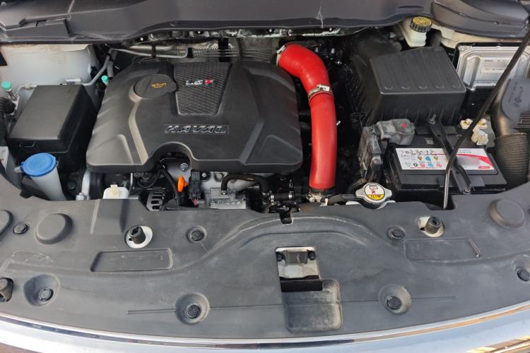 Used Haval H2 2015 1.5T Automatic Two-Wheel Drive Elite Edition Engine Bay