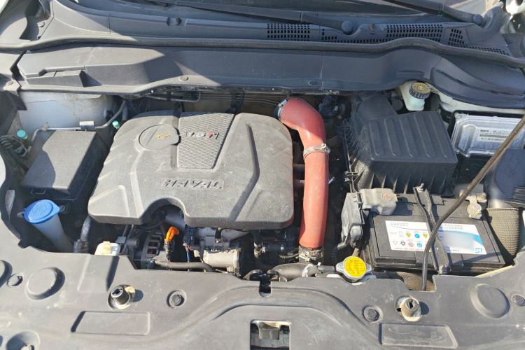 Used Haval H2 2015 1.5T Automatic Two-Wheel Drive Prestige Edition Engine Bay