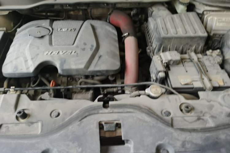 Used Haval H2 2015 1.5T Automatic Two-Wheel Drive Prestige Edition Engine Bay
