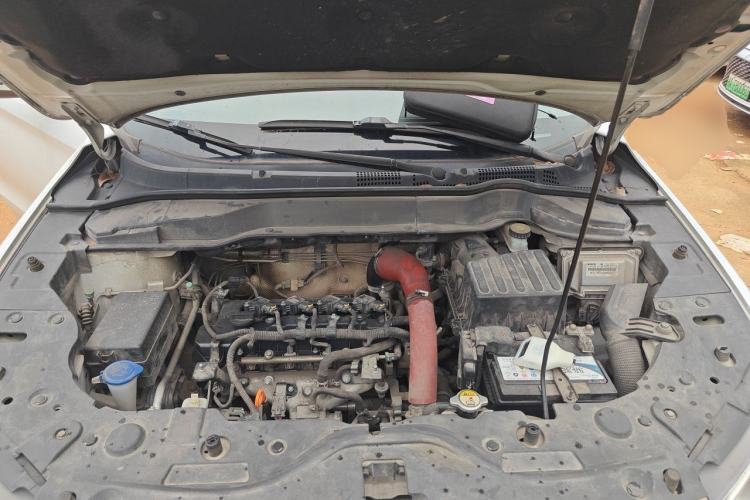 Used Haval H2 2015 1.5T Automatic Two-Wheel Drive Elite Edition Engine Bay
