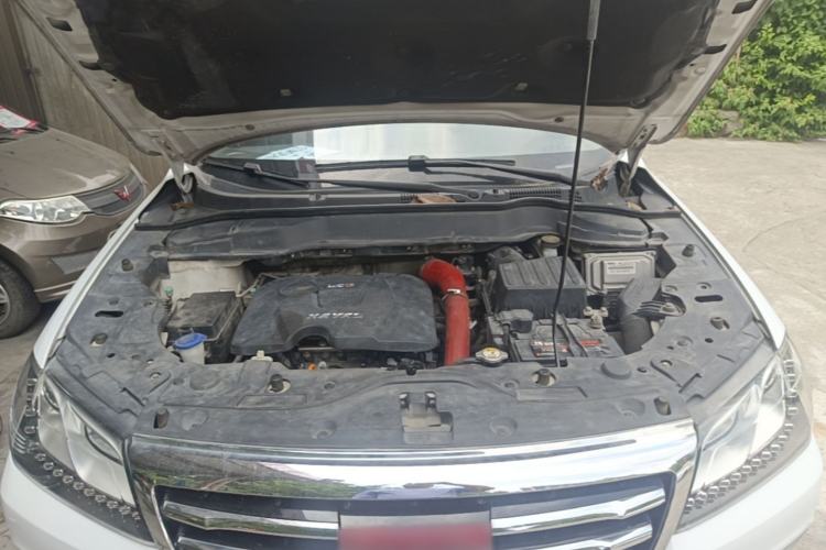 Used Haval H2 2015 1.5T Automatic Two-Wheel Drive Prestige Edition Engine Bay