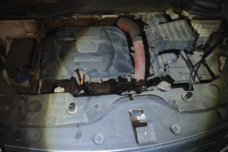 Used Haval H2 2015 1.5T Automatic Two-Wheel Drive Prestige Edition Engine Bay