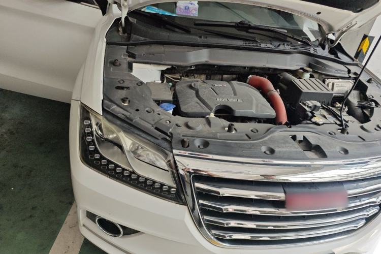 Used Haval H2 2015 1.5T Automatic Two-Wheel Drive Elite Edition Engine Bay Right