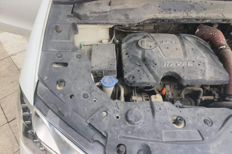 Used Haval H2 2015 1.5T Automatic Two-Wheel Drive Elite Edition Engine Bay Right