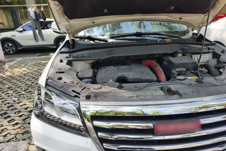 Used Haval H2 2015 1.5T Automatic Two-Wheel Drive Elite Edition Engine Bay Right