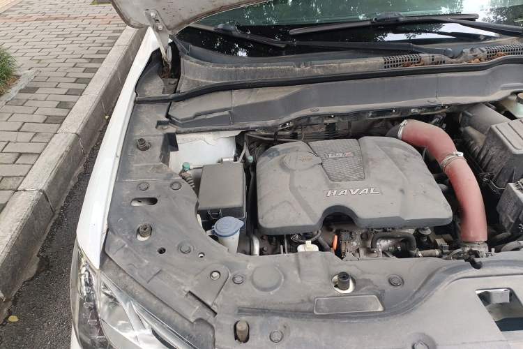 Used Haval H2 2015 1.5T Automatic Two-Wheel Drive Elite Edition Engine Bay Right