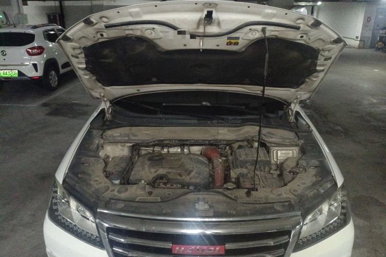 Used Haval H2 2015 1.5T Automatic Two-Wheel Drive Elite Edition Engine Bay