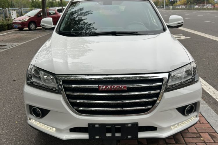 Used Haval H2 2015 1.5T Automatic Two-Wheel Drive Prestige Edition Exterior 1