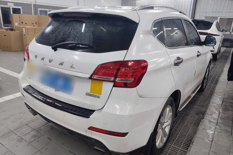 Used Haval H2 2015 1.5T Automatic Two-Wheel Drive Prestige Edition Exterior 3