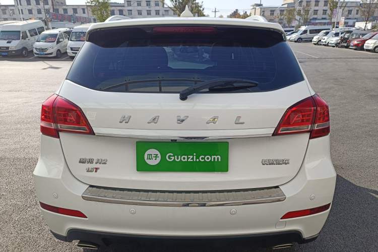 Used Haval H2 2015 1.5T Automatic Two-Wheel Drive Prestige Edition Exterior 4