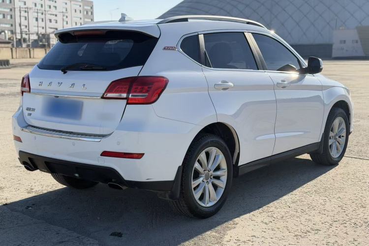 Used Haval H2 2015 1.5T Automatic Two-Wheel Drive Prestige Edition Exterior 5