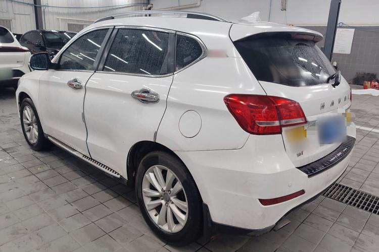 Used Haval H2 2015 1.5T Automatic Two-Wheel Drive Prestige Edition Exterior 5