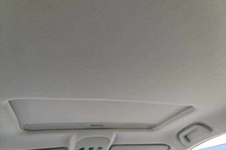 Used Haval H2 2015 1.5T Automatic Two-Wheel Drive Prestige Edition Headliner