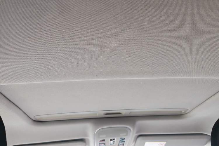 Used Haval H2 2015 1.5T Automatic Two-Wheel Drive Elite Edition Headliner